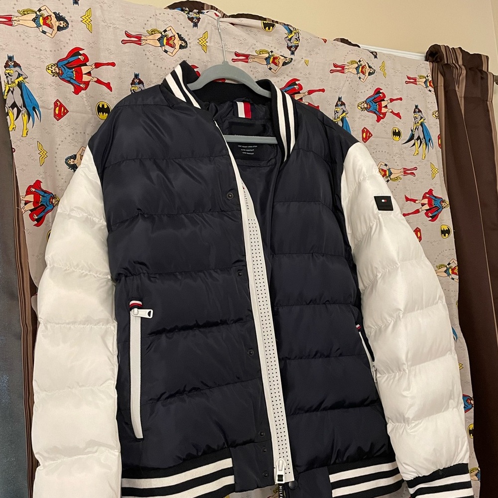 New Tommy Hilfiger mens xL winter jacket.